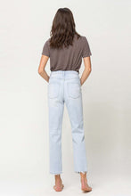 Load image into Gallery viewer, Super High Rise Distressed Crop Straight Jeans