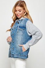 Load image into Gallery viewer, Women's Denim  Jacket with Fleece Hoodies
