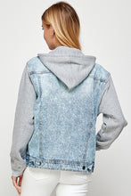 Load image into Gallery viewer, Women's Denim  Jacket with Fleece Hoodies