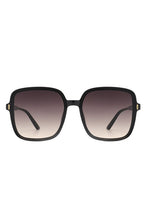 Load image into Gallery viewer, Classic Square Flat Top Fashion Sunglasses
