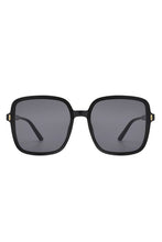 Load image into Gallery viewer, Classic Square Flat Top Fashion Sunglasses
